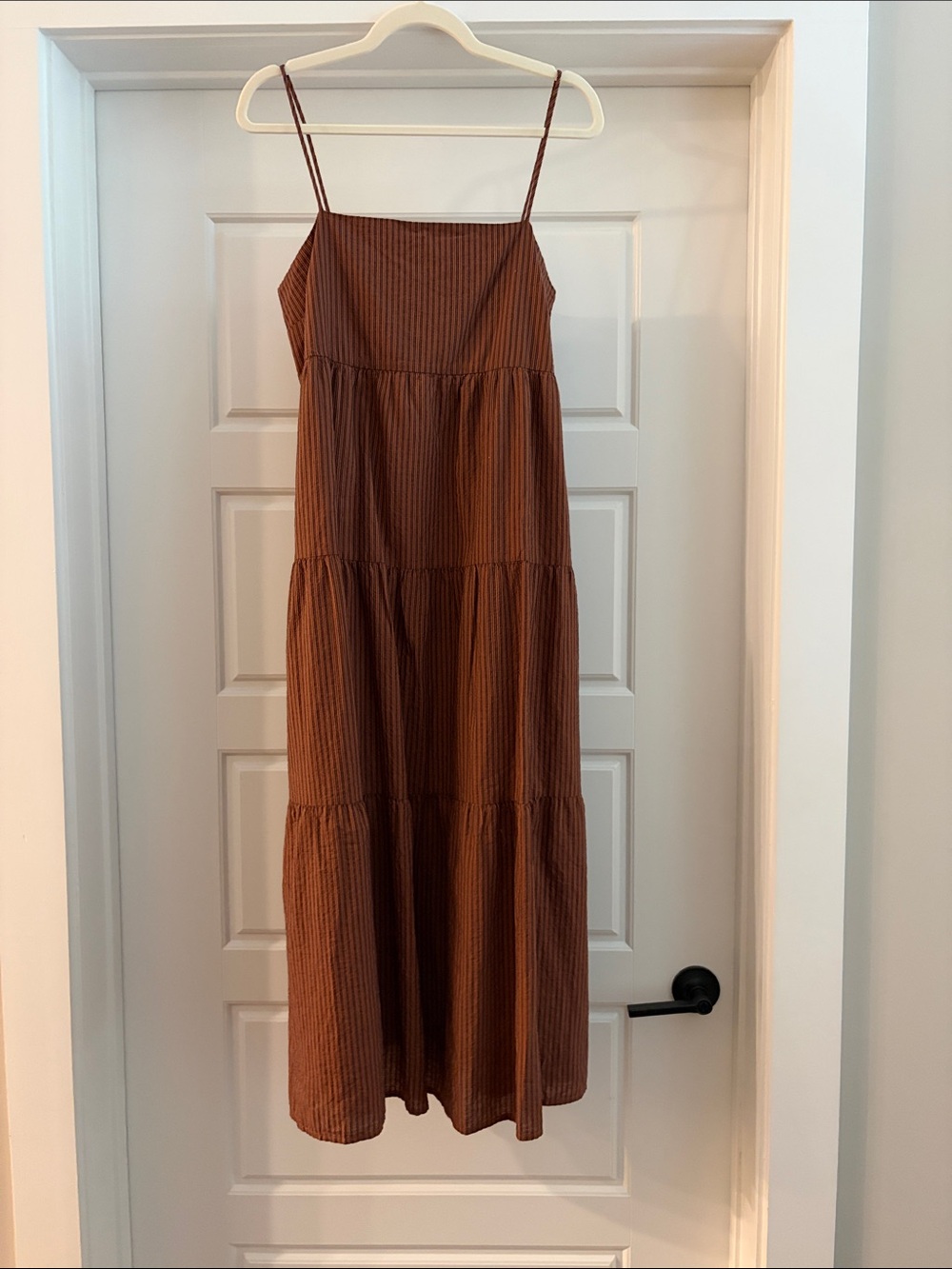 NWT Everlane Women's Gauze Tiered Dress in Carob Brown/Black, Size Medium